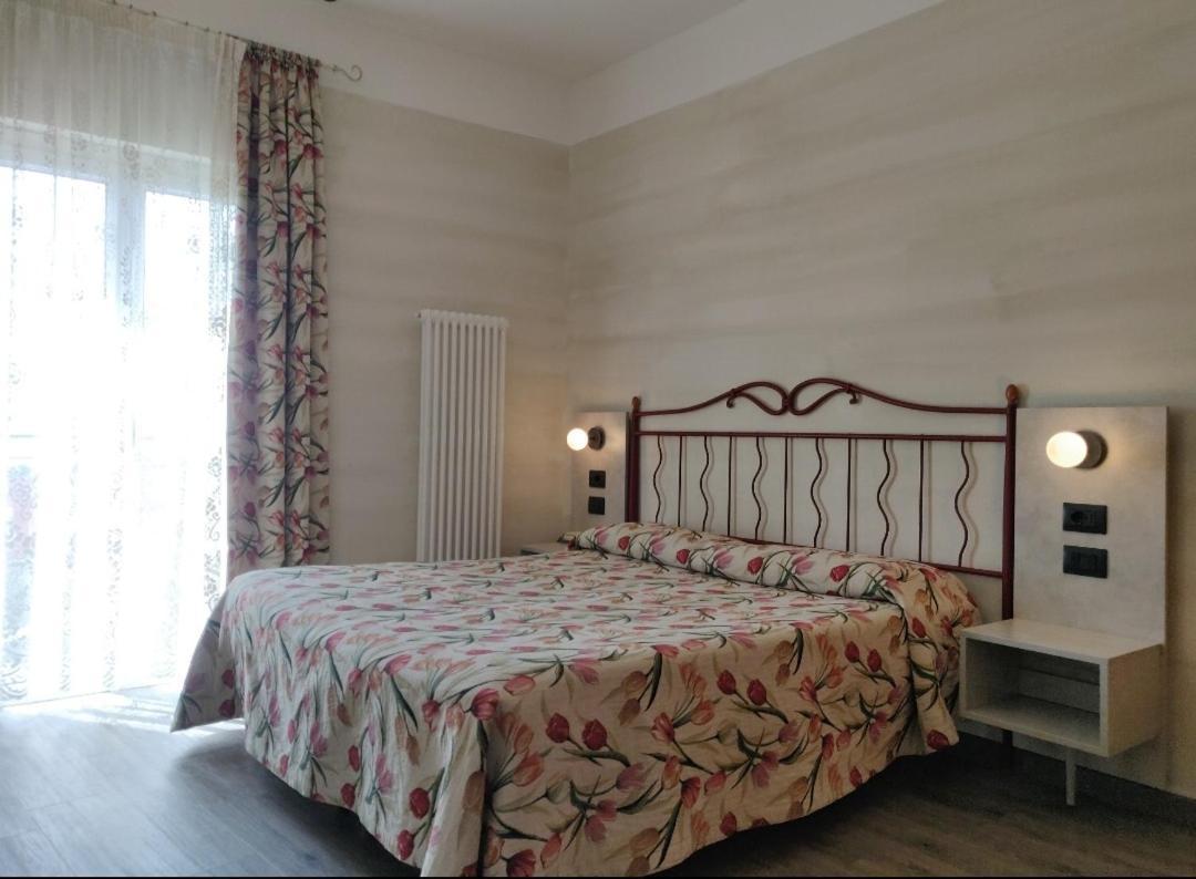 Hotel Castello S. Antonio Lazise Exteriér fotografie